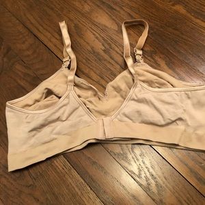 Hanes Intimates & Sleepwear - Hanes lounge bra Hanes Intimates & Sleepwear - Hanes lounge bra
